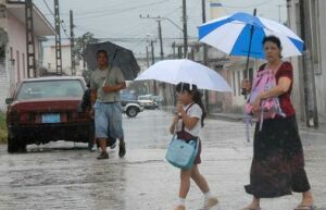 Tormenta local severa sorprende a Sancti Spíritus