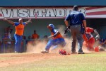 Escena del juego entre Sancti Spíritus y Santiago de Cuba este miércoles.