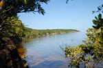 Con una extensión de 20 488 ha, de las cuales 17 709 son marinas, el Parque Nacional Caguanes es un paraíso natural