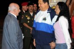 Chávez fue recibido en La Habana por el vicepresidente cubano José Ramón Machado Ventura.