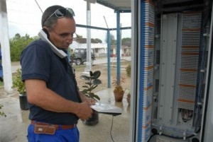 Al completar las 12 centrales digitales asignadas a la provincia aumentará la densidad telefónica por habitante.