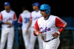 Cepeda disparó cuadrangular de dos carreras en el primer juego ante EE.UU. (Foto Marcelino VAZQUEZ/ AIN)