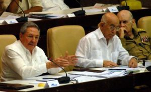 Raúl interviene durante la sesión plenaria de la Asamblea Nacional. (foto: AIN)