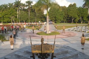 La ceremonia tuvo lugar en el Mausoleo a los mártires del Frente Norte de Las Villas.