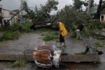 En Santiago de Cuba se reportan severos daños en el tendido eléctrico. (foto: AIN)