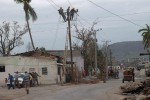 La recuperación del servicio eléctrico resulta una de las prioridades en Santiago de Cuba.