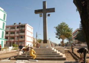 Fuerzas del MICONS ejecutan la segunda fase de la rehabilitación del Paseo.