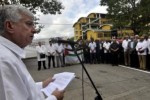 El embajador palestino en Cuba, Akram Samhan, durante la ceremonia de develación del busto de Yasser Arafat, en La Habana.