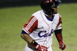 Yulieski con su jonrón logró la única anotación cubana en los dos juegos ante Japón.