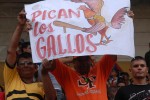 Ambiente beisbolero en las gradas del estadio José Antonio Huelga.