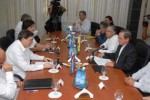 Durante un encuentro con su homólogo cubano, Patiño destacó las potencialidades de la relación bilateral.