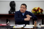 El Comandante Chávez se encuentra ya en su habitación iniciando los tratamientos especiales, informó Maduro.