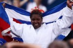 La campeona olímpica de más de 78 kilogramos Idalis Ortiz aportó una presea de plata en la fecha de cierre del torneo.