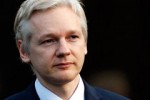 Assange destacó que la verdadera democracia no es la de la Casa Blanca, sino la resistencia de las personas.