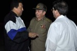 Chávez fue despedido por Raúl Castroy el canciller Bruno Rodríguez.. (foto: Estudios Revolución)