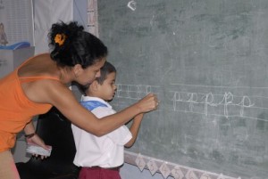 La escuela especial Rafael Morales, para niños sordos e hipoacúsicos, en Sancti Spíritus, cumplío 30 años de creada.