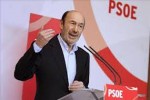 El secretario general del PSOE insistió en que Rajoy no puede seguir al frente del Ejecutivo español.