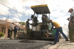 Más de 2 000 toneladas de asfalto se vertieron en ese tramo de la Carretera Central. 