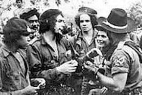 La lucha se consolidó con la llegada de la Columna 8 Ciro Redondo, bajo el mando del Comandante Ernesto Guevara.