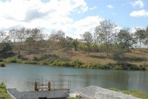 En el área de la cuenca del río Zaza solo se contaba con cinco estaciones y una limitada tecnología, incluida transmisión por radiocomunicación.