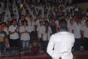 El estudiante venezolano Edgar Eduardo Salvatierra narró sus vivencias en los comicios de su país. 