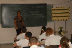 Alrededor de 40 pedagogos sujetan las riendas de la enseñanza en este centro. 