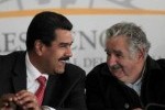 Maduro habló en un acto masivo de solidaridad, organizado por la central sindical uruguaya PIT-CNT, al que también asistió el presidente José Mujica.