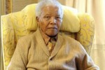 El expresidente de Sudáfrica Nelson Mandela cumple este jueves su quinto día hospitalizado en estado crítico.
