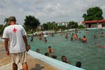 En todas las piscinas del territorio se garantiza el servicio de la Cruz Roja.