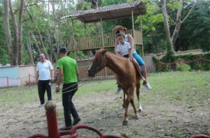 La monta del caballo provoca gran estimulación neurosensorial.