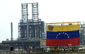 En 14 años de Revolución, la política de plena soberanía petrolera recuperó para Venezuela 427 mil millones de dólares.