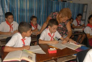 El personal docente está llamado a elevar la calidad de la clase para enmendar fisuras reconocidas.