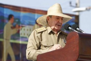 El Presidente Cubano instó a rendir honor a la mujer cubana, madre, combatiente, compañera, y a nuestros Cinco Héroes.