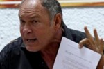 El Presidente de la Federación Cubana de Atletismo, aclaró que es una total mentira afirmar que se le deba dinero al Robles.