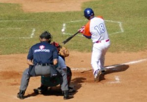 Yunier Mendoza fue protagonista a la ofensiva durante la Serie Provincial.