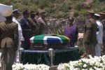 Jamás defraudaremos la memoria de nuestro héroe supremo, dijo en la ceremonia fúnebre el presidente sudafricano.