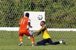 El gol tempranero de Roberto Linares fue el único del partido inaugural del 99 Campeonato Nacional de Fútbol. (Foto: Carolina Vilches Monzón)