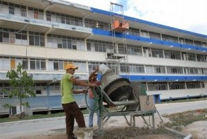 El programa incluye la continuidad de la rehabilitación capital a que es sometido el Hospital Provincial Camilo Cienfuegos.