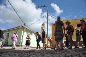 La historia de cinco siglos de Trinidad no solo enriquece la particular idiosincrasia de por estos lares, sino que también deviene su principal atractivo turístico.