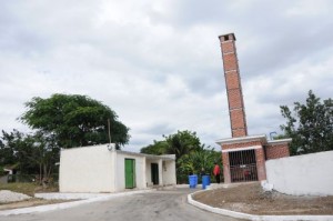 A inicios del 2014 se concluyó la construcción de un incinerador ecológico.