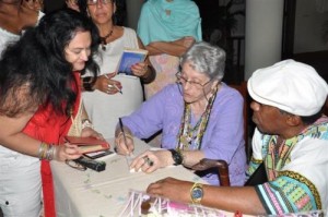 Como un regalo adicional para la provincia fue interpretado el regreso de la investigadora del folclore nacional Natalia Bolívar.