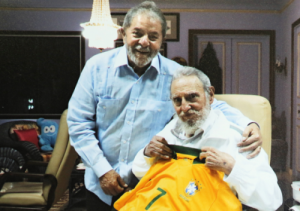 Da Silva junto a Fidel con su pulóver, el número 7.