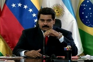 Maduro informó que este grupo de generales "tenían contacto con los sectores de más violentos de la oposición". 