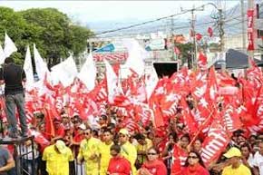 El pueblo salvadoreño deberá esperar hasta el lunes próximo para que declare a Salvador Sánchez Cerén y a Oscar Ortiz como presidente y vicepresidente electos.