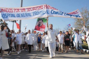 Los trabajadores de Salud encabezarán el desfile proletario.