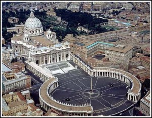 La iglesia católica celebra hoy un acontecimiento sin antecedentes en más de dos mil años de historia de esa institución.