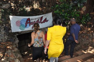 Entrada de la Discoteca Ayala, ubicada en el hotel Las Cuevas.