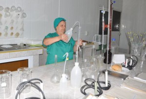 Los especialistas asumen las pruebas de laboratorio de todas las producciones de la rama cárnica en la provincia.