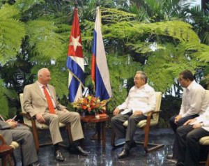 Raúl Castro y Alexander Ivanovich Bastrykin abordaron aspectos de las tradicionales relaciones de amistad entre ambos países.