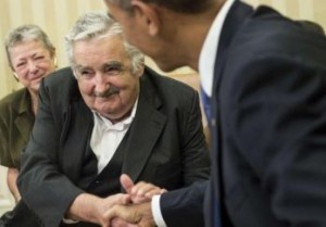 Mujica pidió a Obama que haga esfuerzos para negociar la liberación de los tres cubanos del grupo conocido como "Los Cinco".